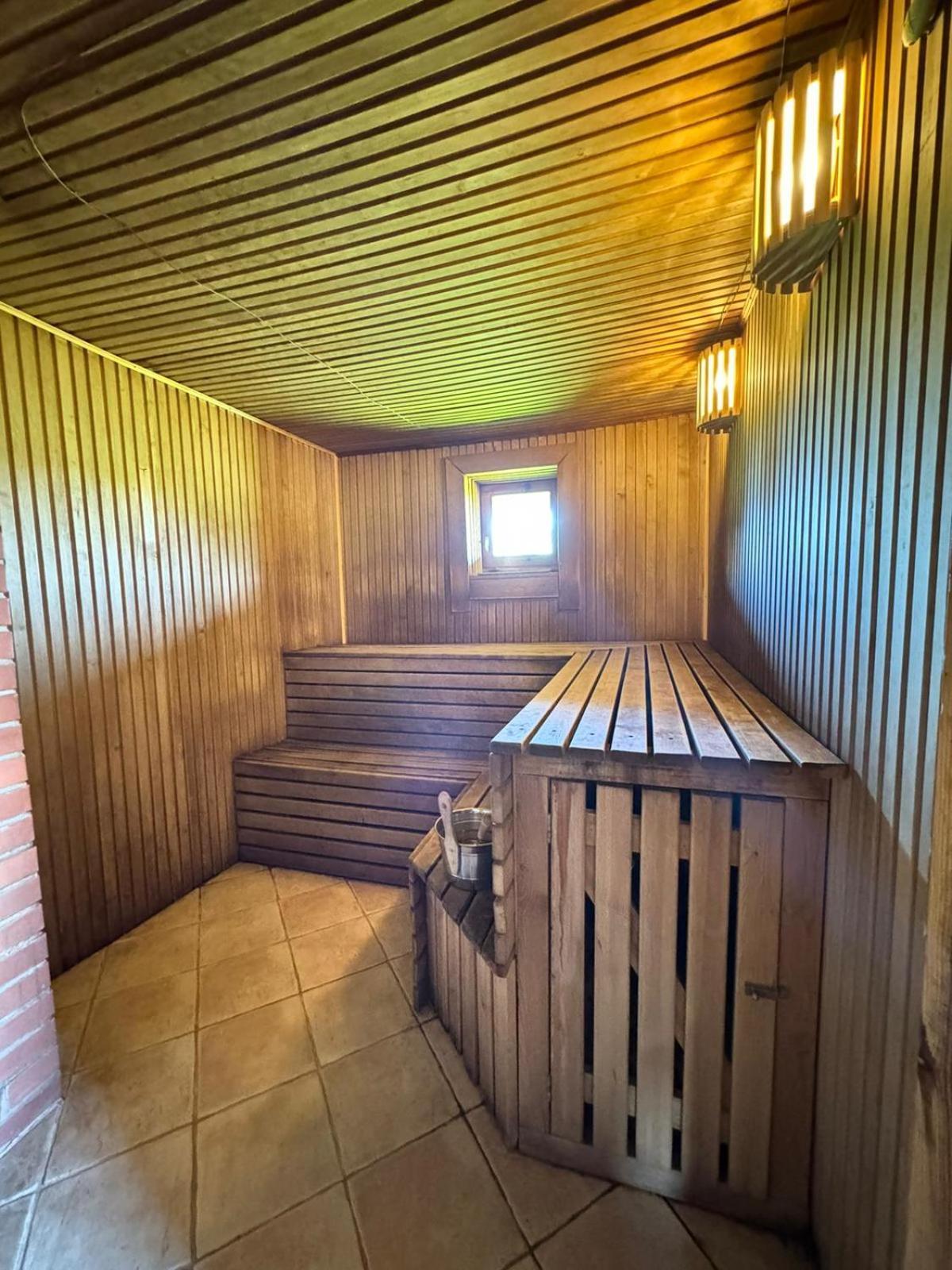 Vonadzini Hotel Stameriena Luaran gambar