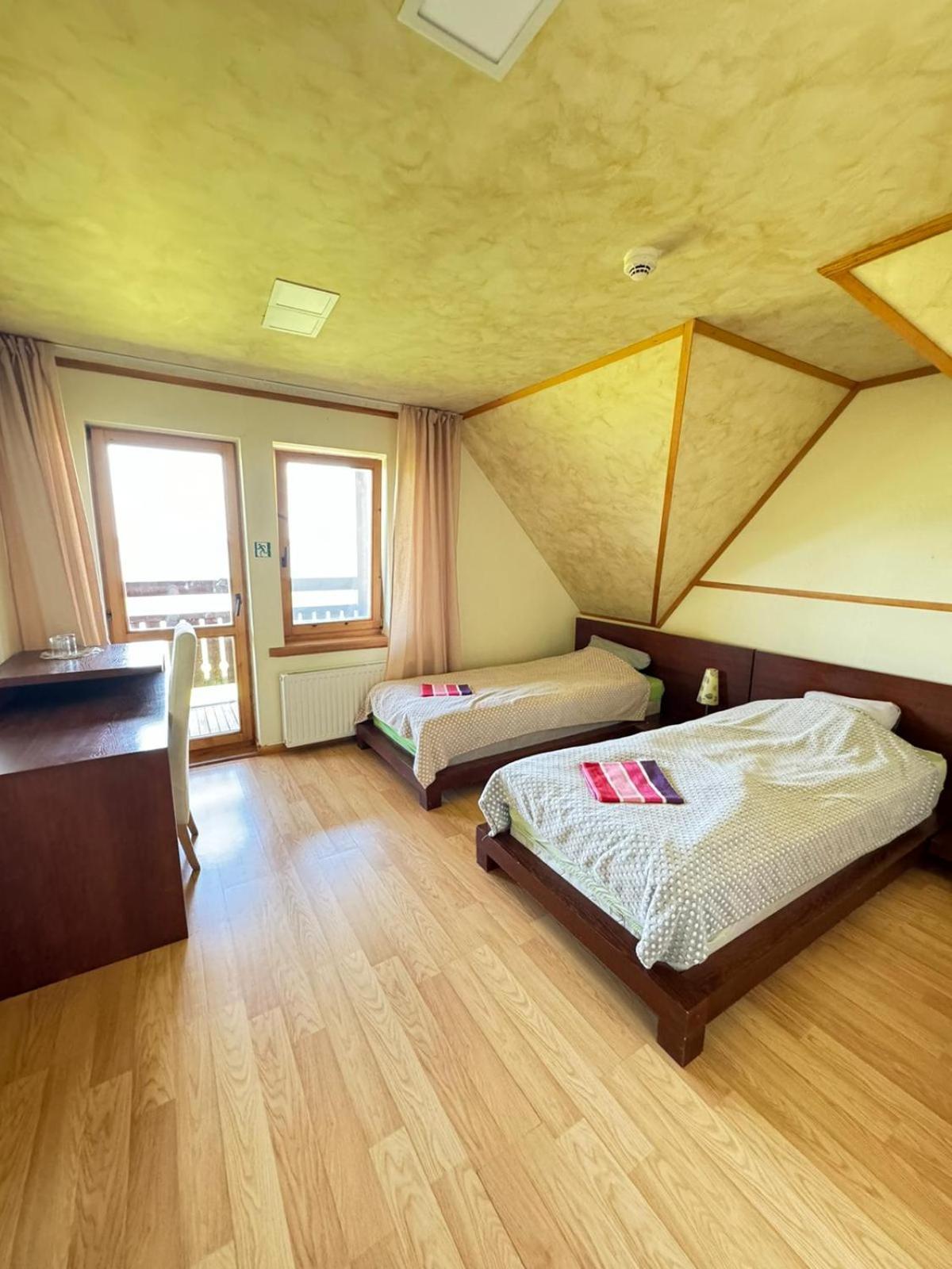Vonadzini Hotel Stameriena Luaran gambar