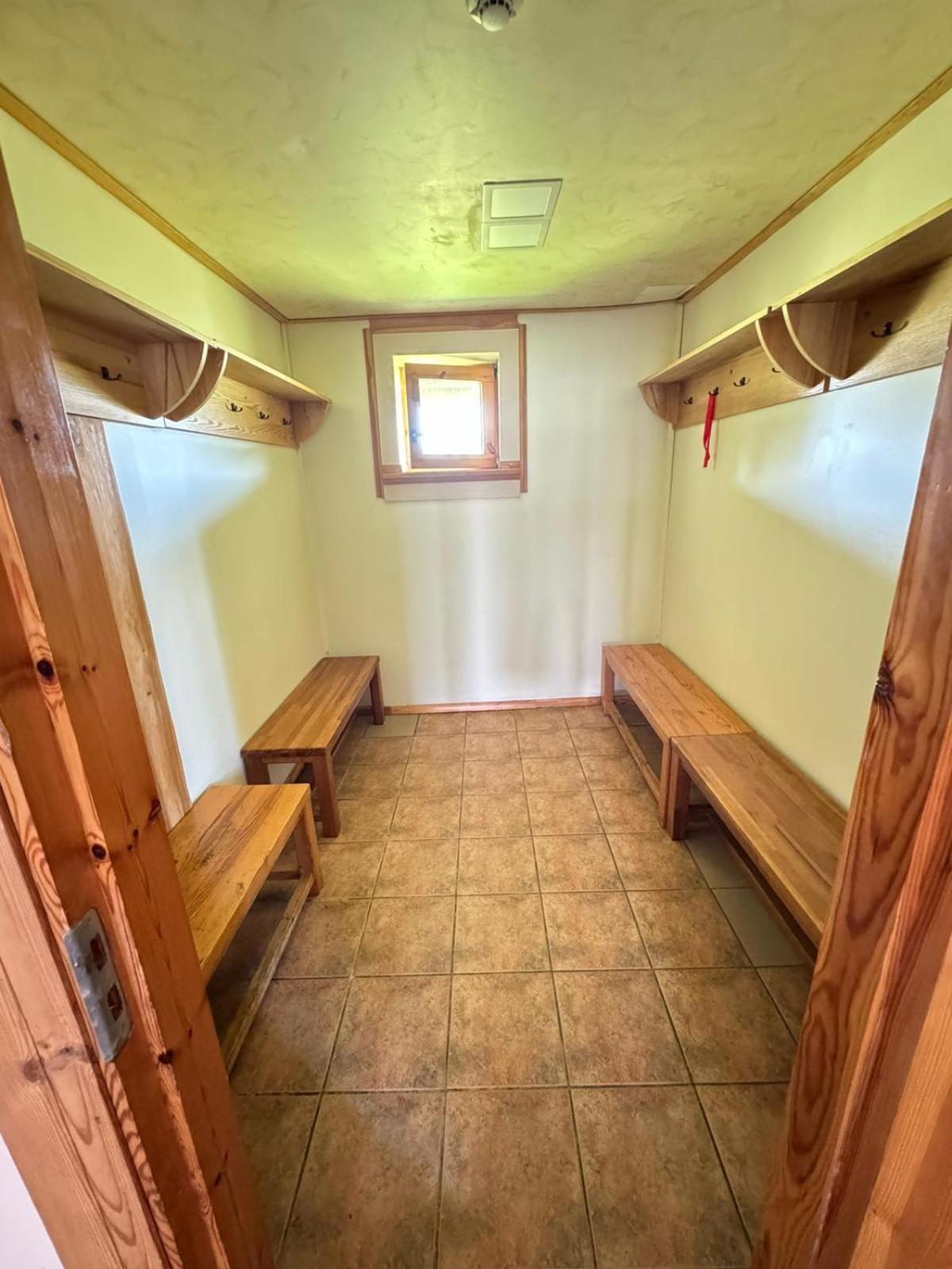 Vonadzini Hotel Stameriena Luaran gambar