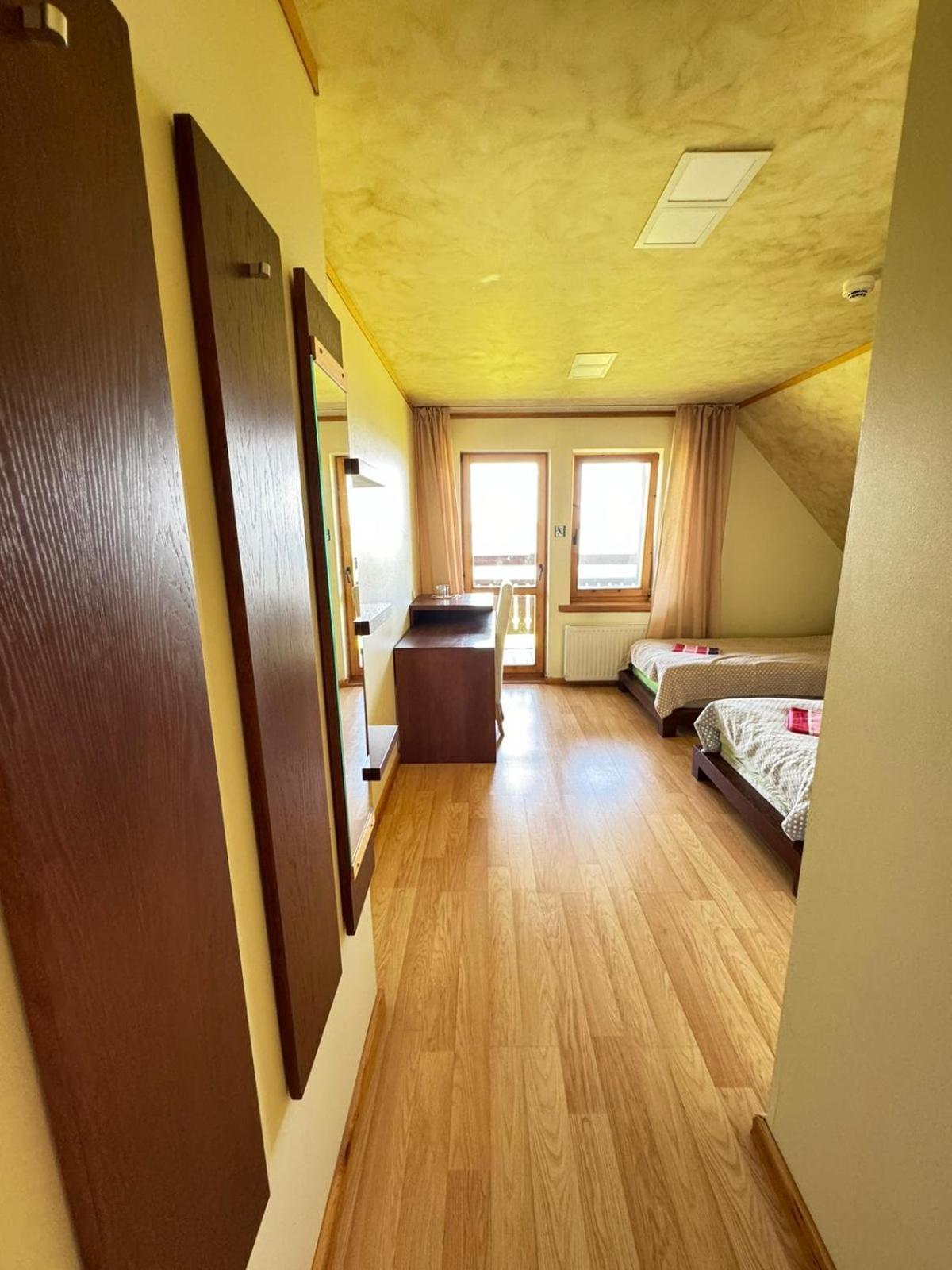 Vonadzini Hotel Stameriena Luaran gambar