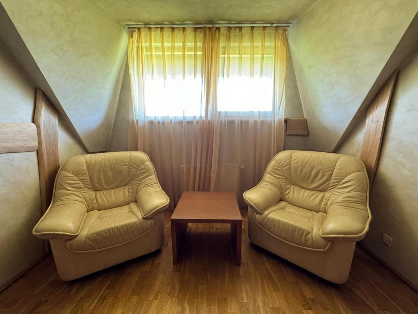 Vonadzini Hotel Stameriena Luaran gambar